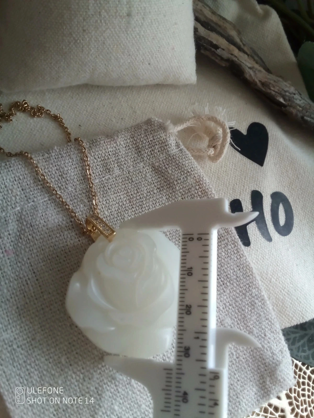 Collier fleur en pierre de jade blanc naturel – photo 4